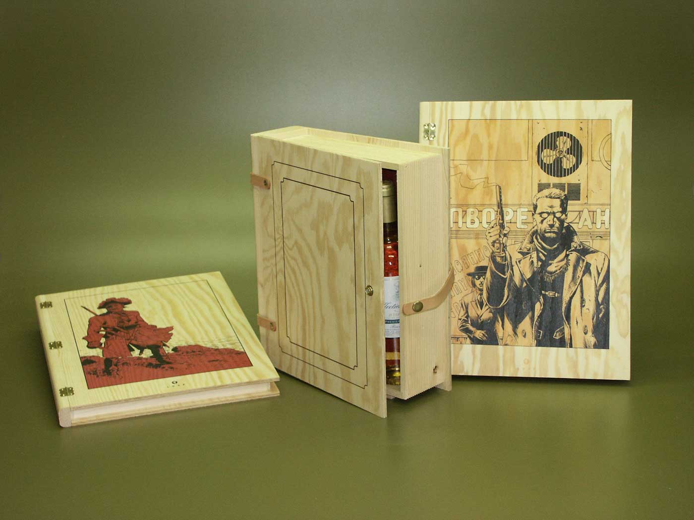 livres bd en bois